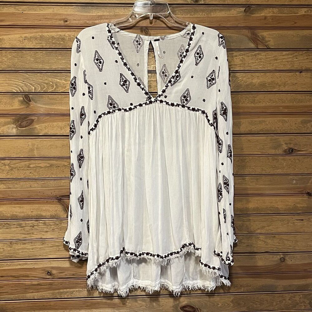 Free People White Diamond Embroidered Women’s Top Bell Sleeves Frayed Hem XS